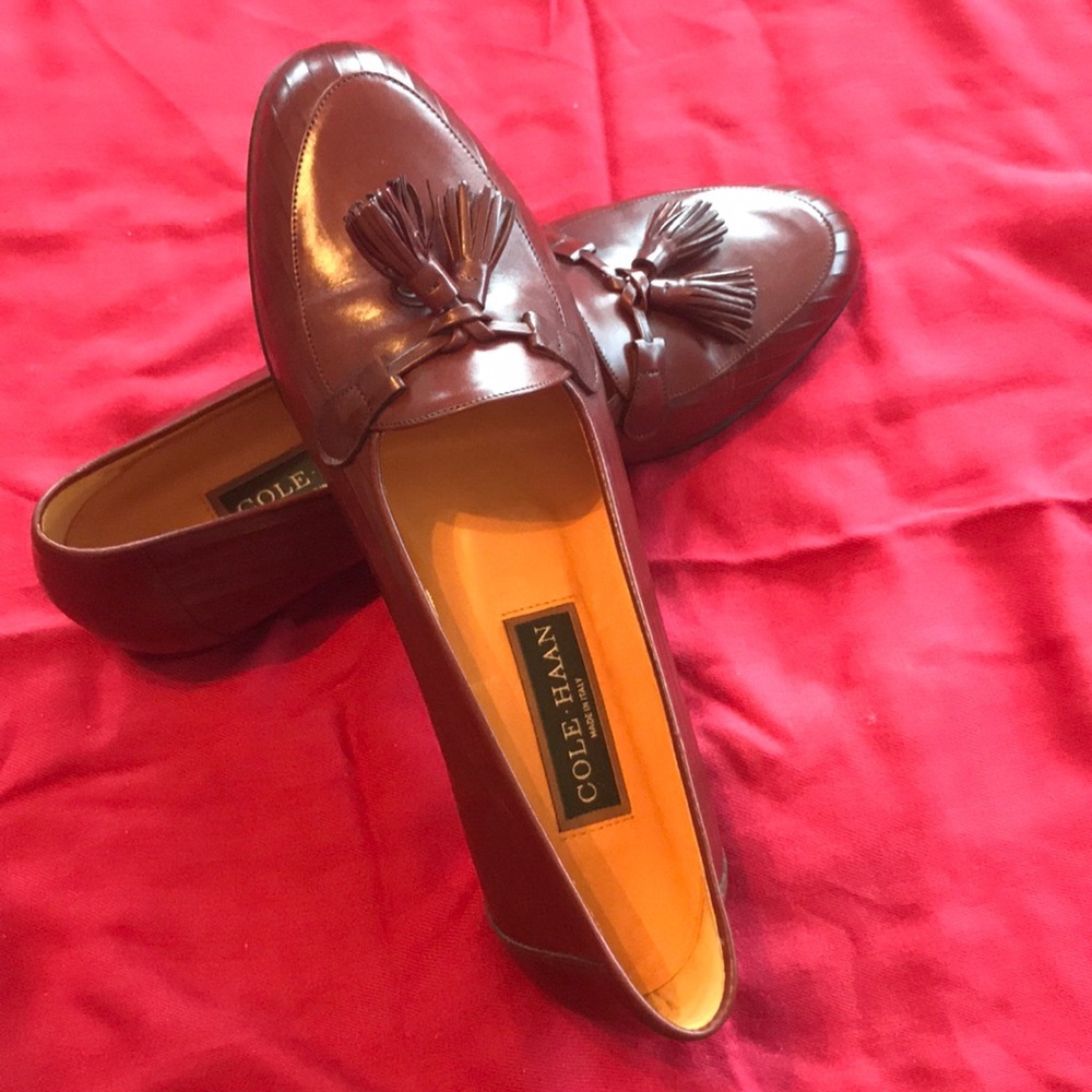 Brown leather. Handmade in Italy.